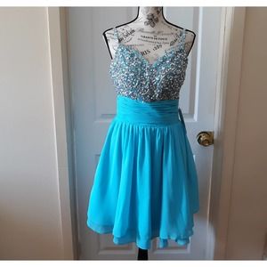 NWT VILAVI OCEAN BLUE BEADED SPECIAL OCCASION DRESS